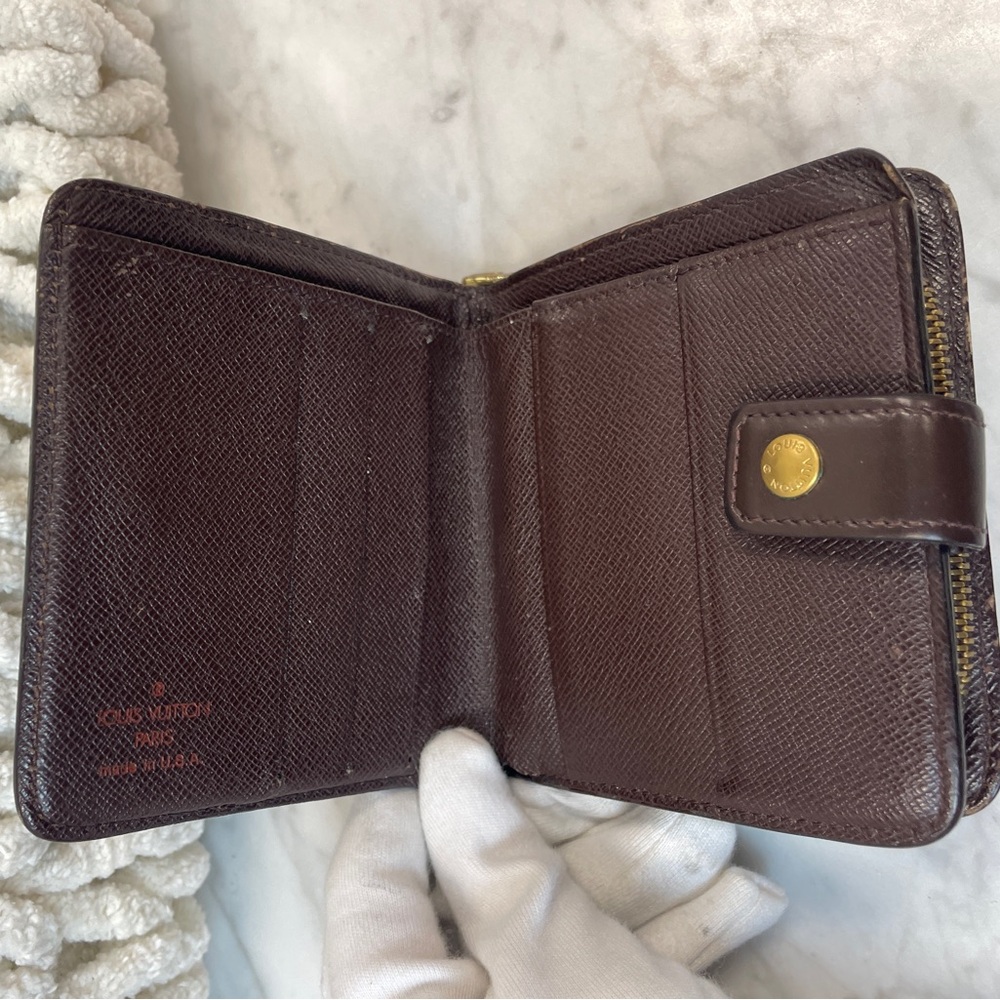 Louis Vuitton Damier Compact Wallet - Picture 3 of 11